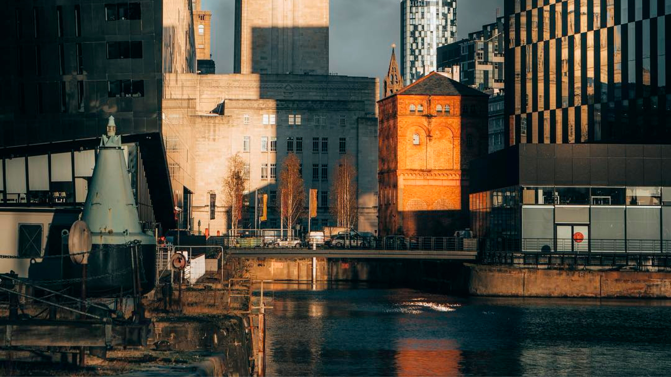 Carefully Designed, Uncluttered Serviced Apartments in Liverpool | Cove