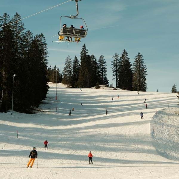 Skigebiete in und um Zürich und München.