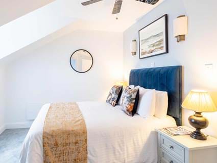 Bedroom in Saco Jersey