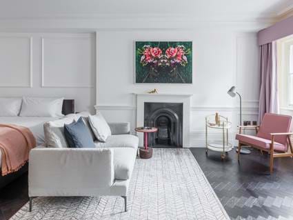 large-studio-the-moorgate-by-cove-the-city-london