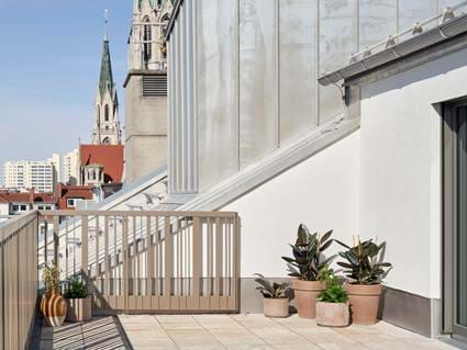 Schwan Locke, Theresienwise, Munich: Terrace Suite | Design-led Aparthotels, Locke